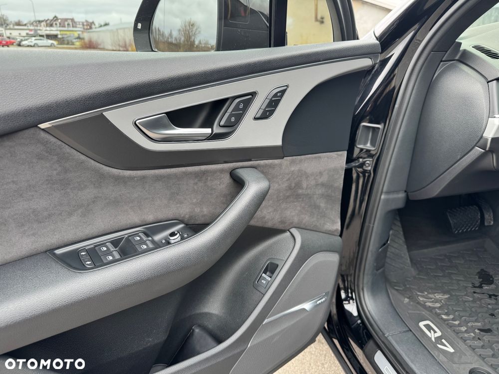 Audi Q7 3.0 TDI Quattro Tiptronic - 7