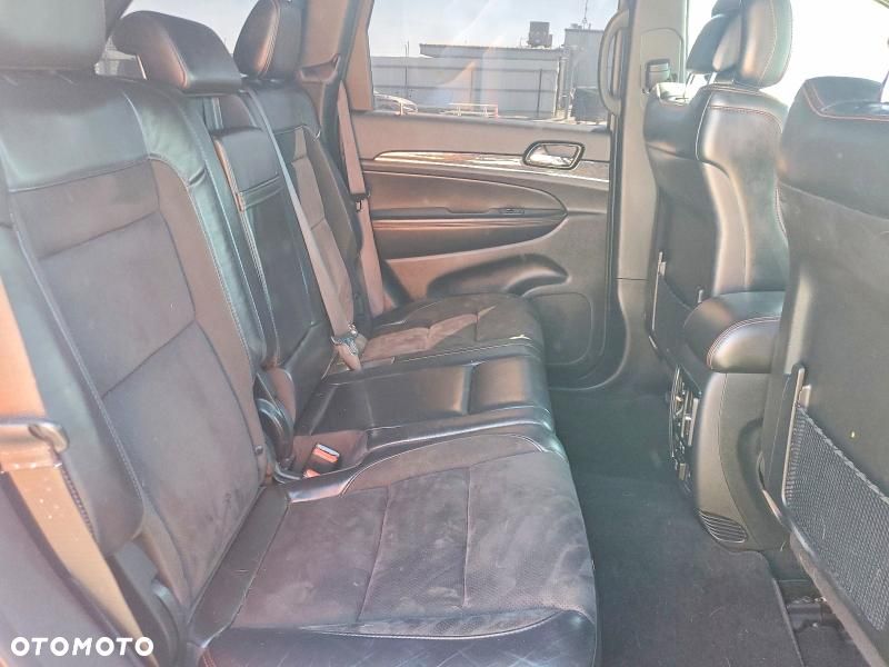 Jeep Grand Cherokee - 10