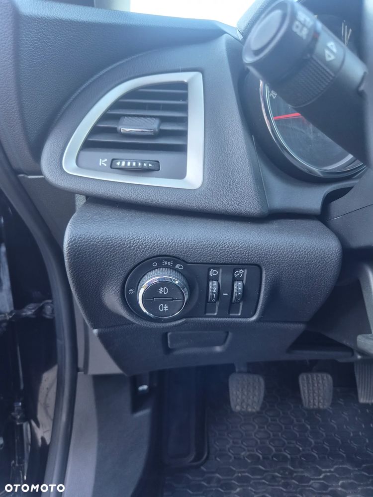 Opel Astra 1.4 ecoFLEX - 26