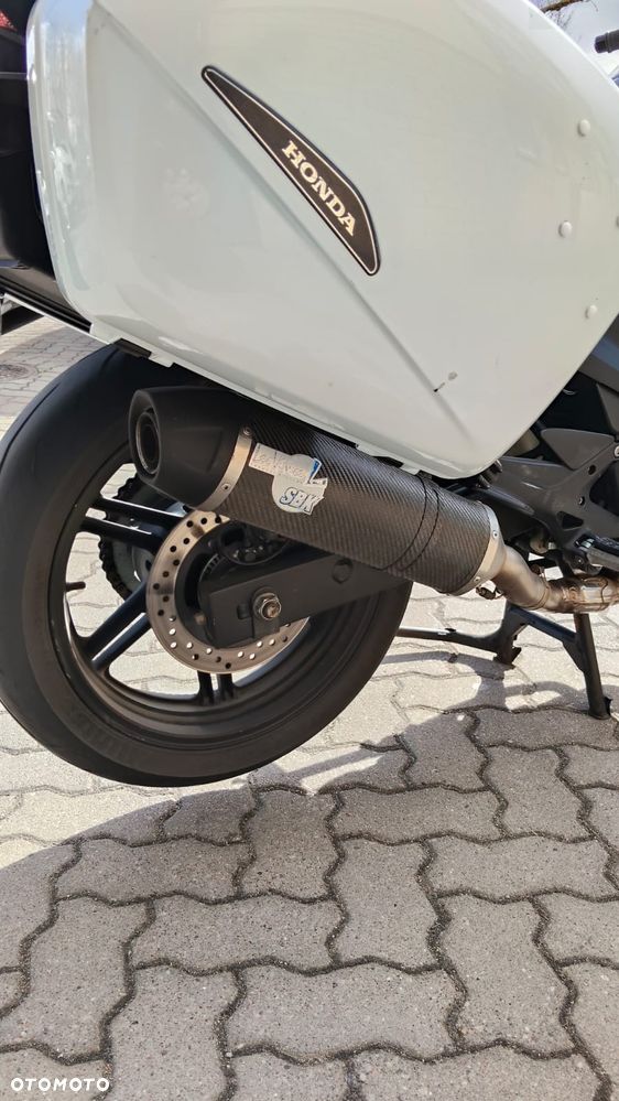 Honda CBF - 7