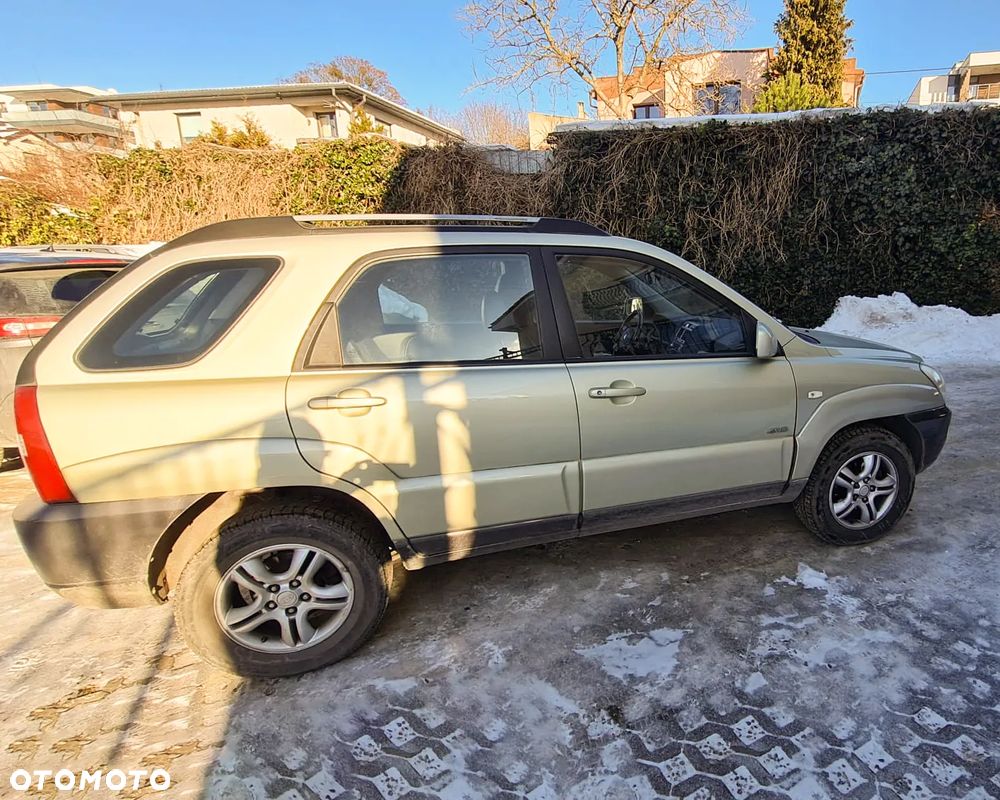 Kia Sportage 2.0 CRDi Tour - 5