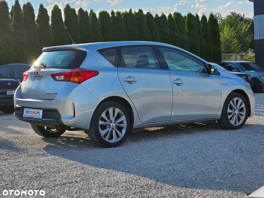 Toyota Auris - 5