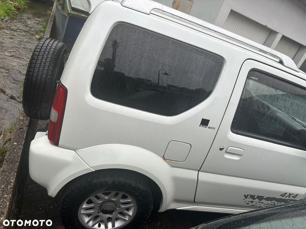 Suzuki Jimny - 16