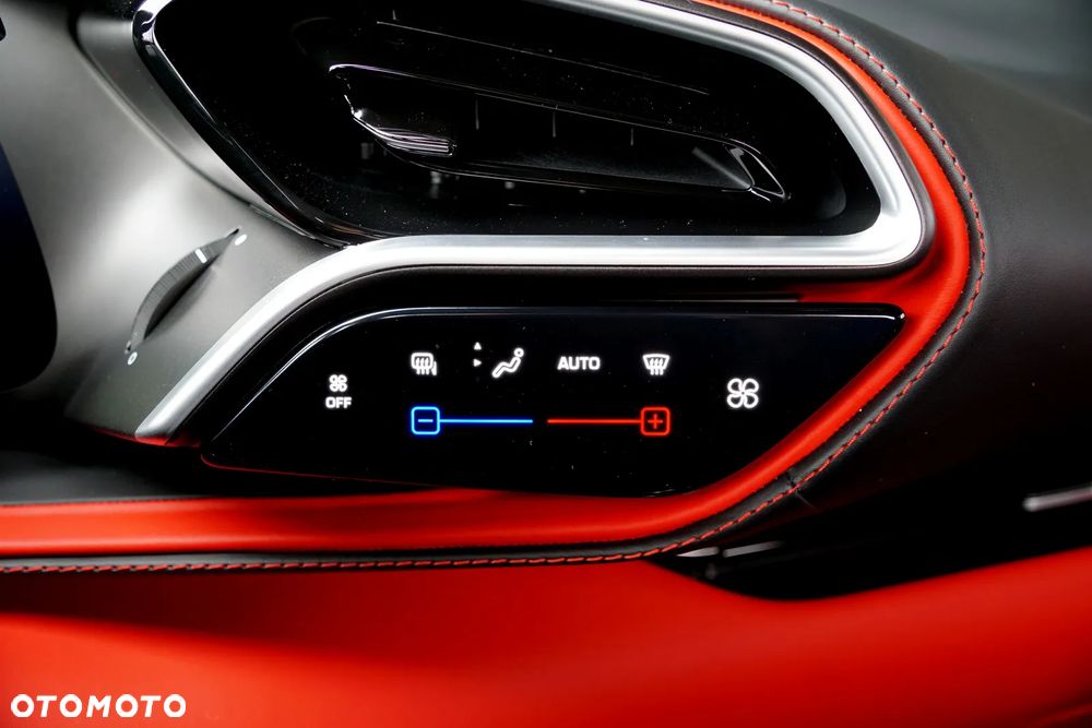 Ferrari 296 GTB - 32