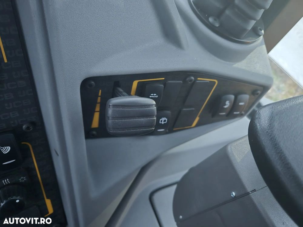 JCB 3CX - 21