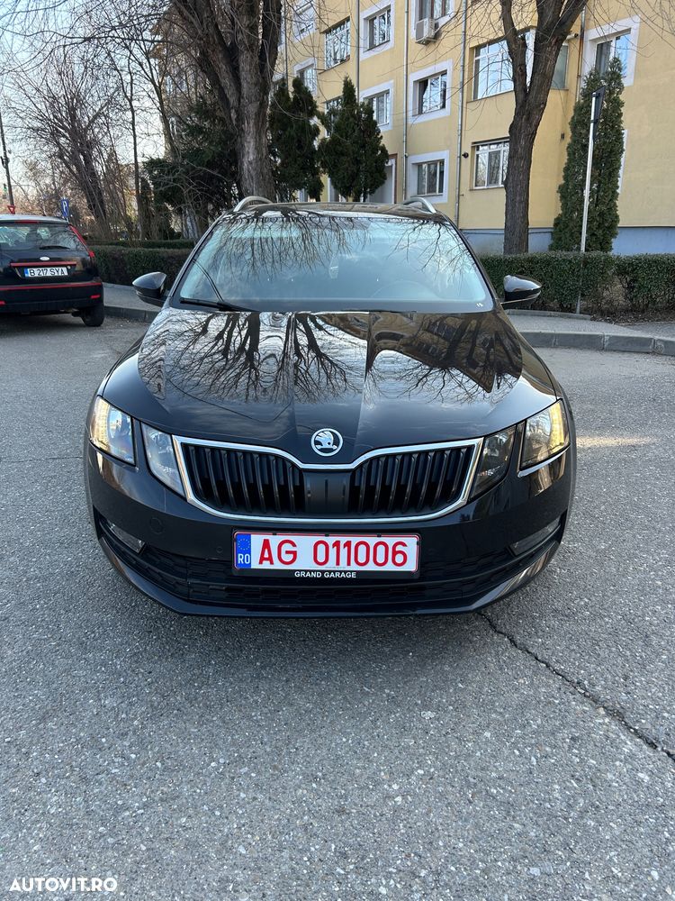 Skoda Octavia 1.6 TDI DSG Premium Edition - 1