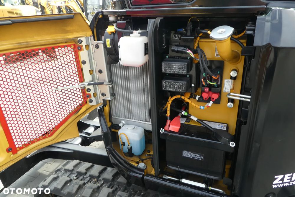 Caterpillar 302,7 Z NIEMIEC SPECIAL EDITION - 19