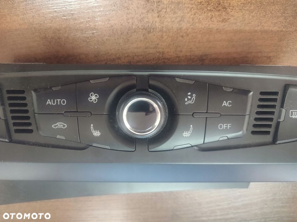 AUDI A4 B8 PANEL KLIMATYZACJI 8T1820043AA - 2