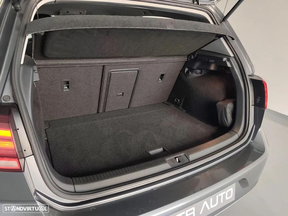 VW Golf - 15