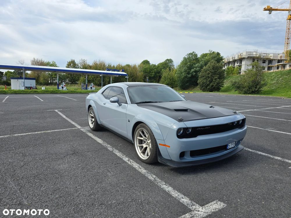 Dodge Challenger - 3