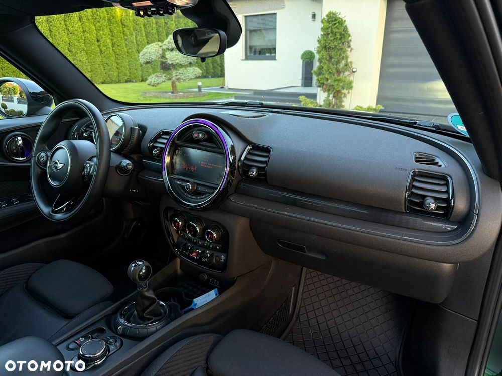MINI Clubman Cooper D - 18