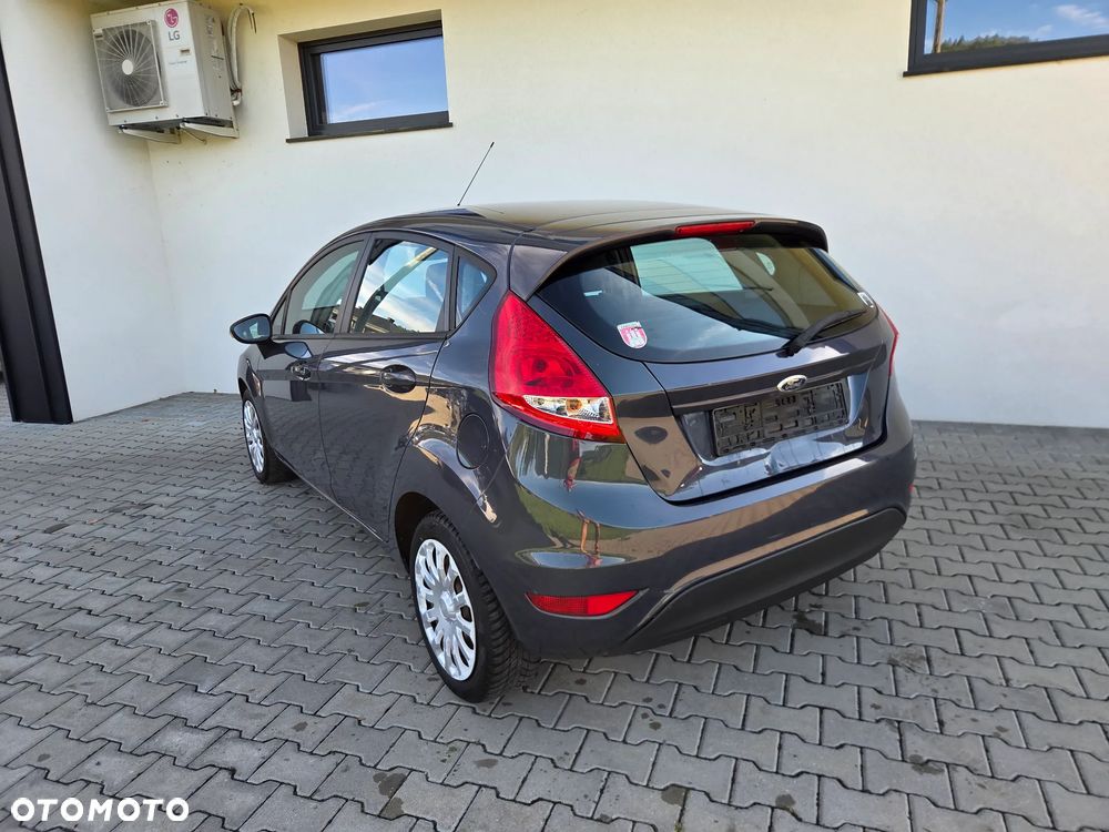 Ford Fiesta - 4