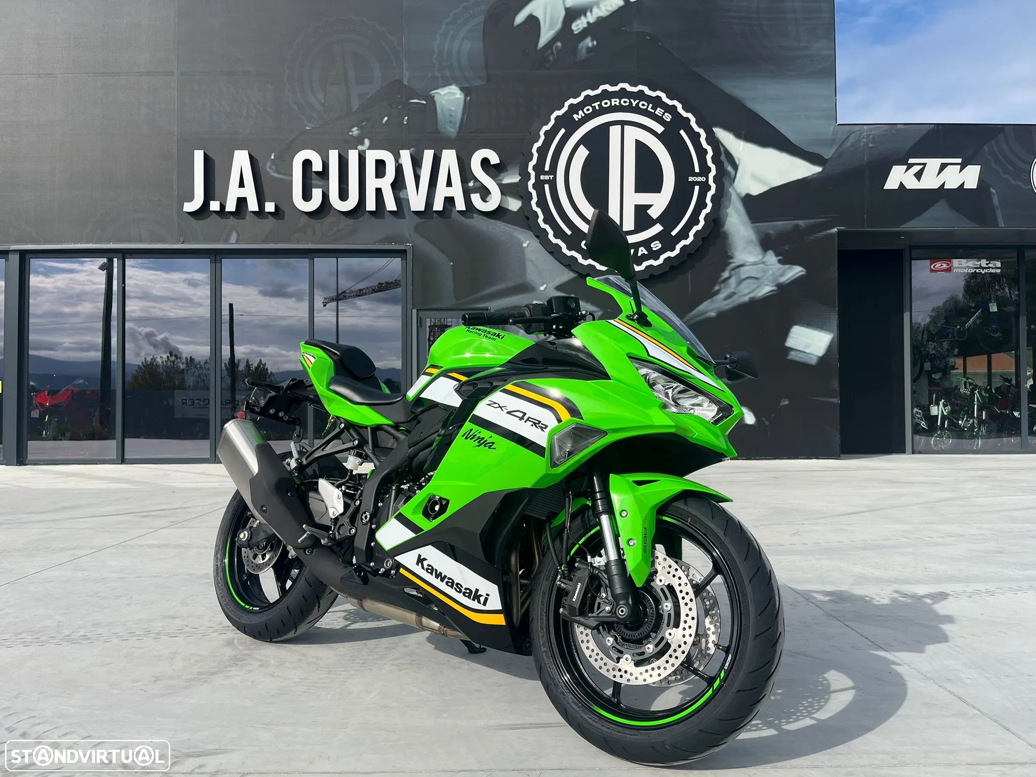 Kawasaki Ninja ZX-4RR - 1