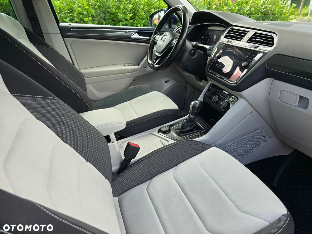 Volkswagen Tiguan - 22