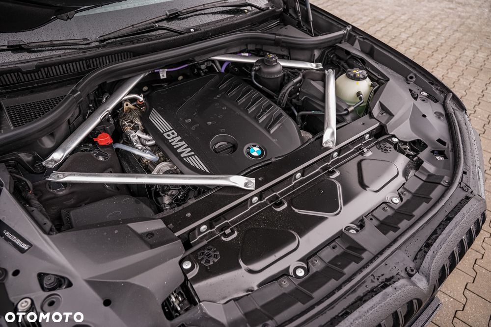 BMW X7 - 32