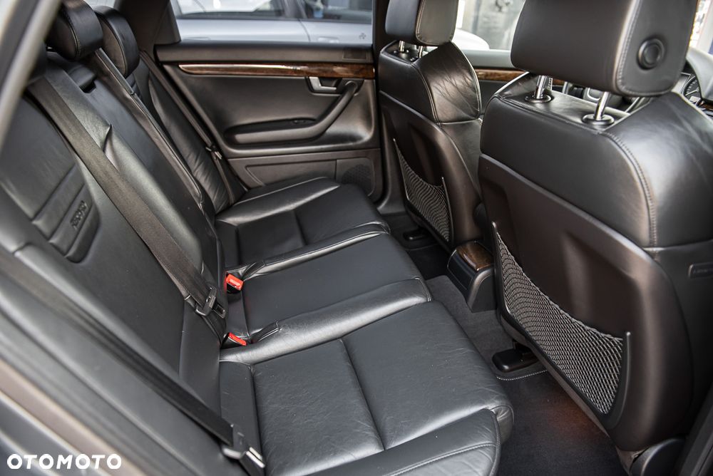 Audi S4 Avant 4.2 Quattro - 23