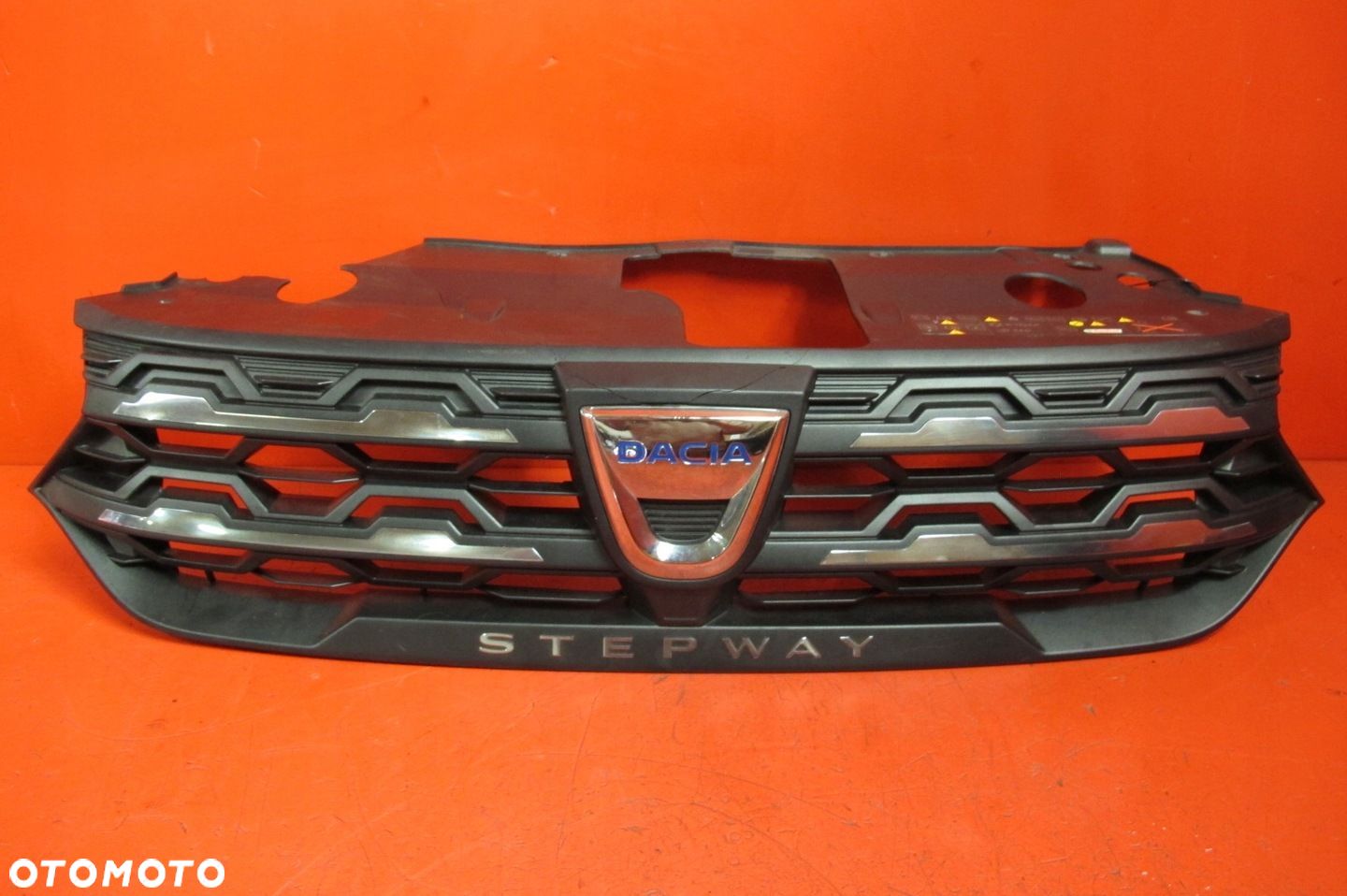DACIA SANDERO 3 III STEPWAY 21- GRILL ATRAPA CHŁODNICY 623105852R - 1