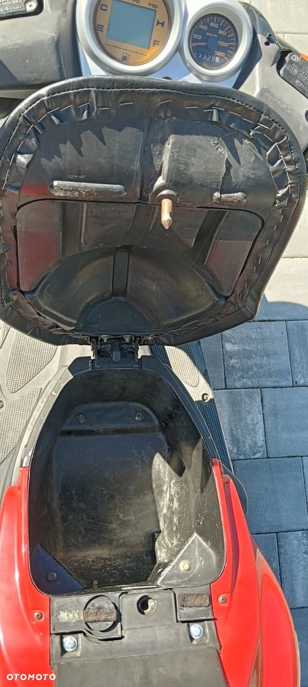 Yamaha Aerox - 11
