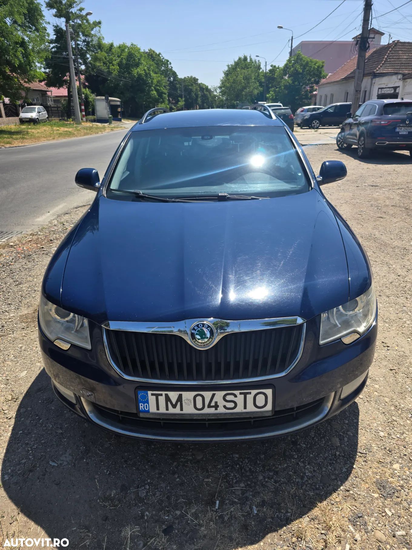 Skoda Superb 2.0 TDI DSG Ambition - 1
