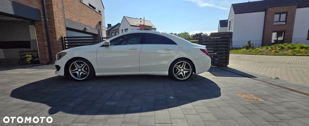 Mercedes-Benz CLA 250 4Matic 7G-DCT AMG Line - 5