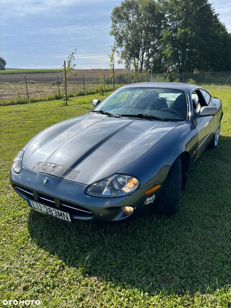 Jaguar XK XKR Coupe - 3