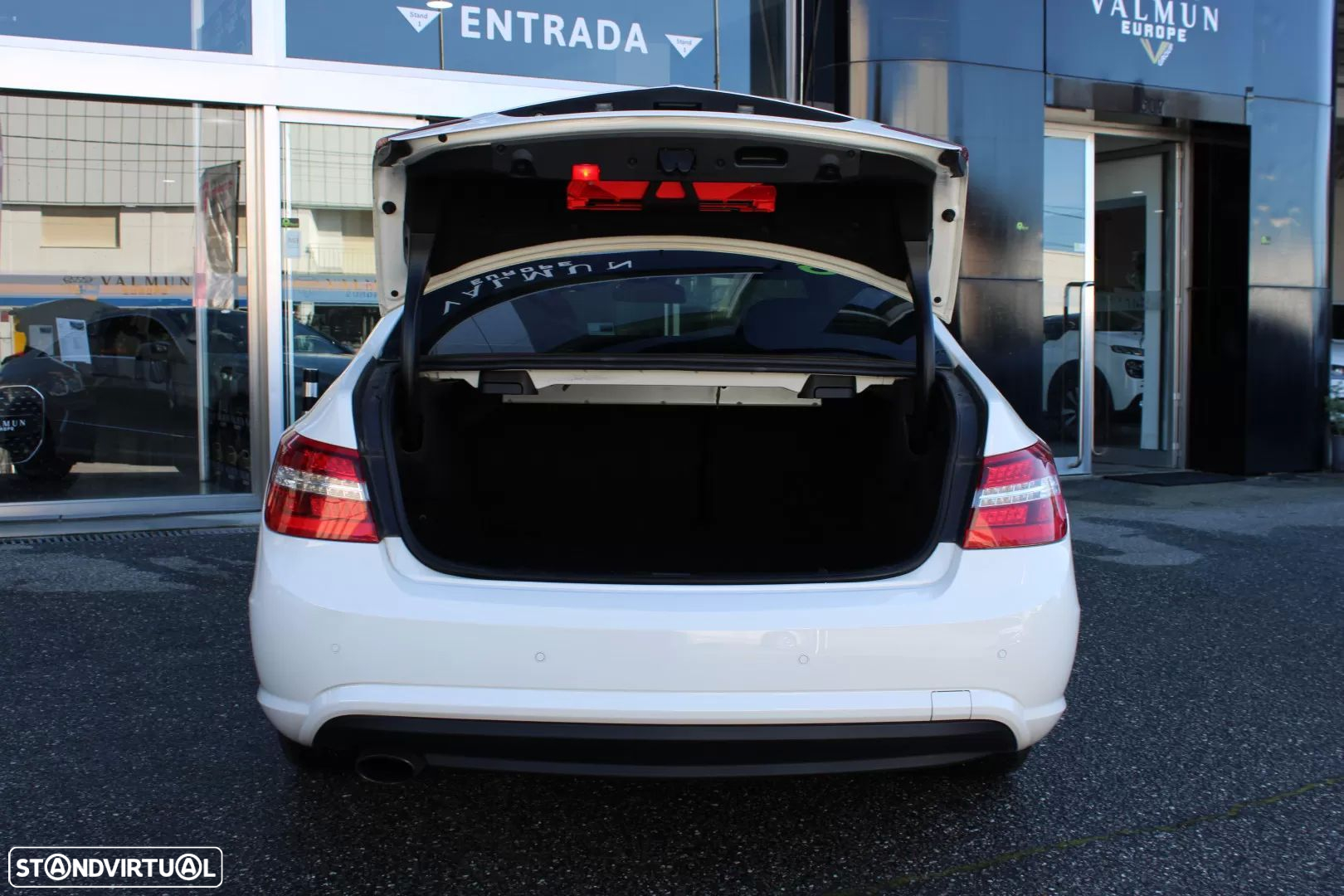 Mercedes-Benz E 250 CDi Avantgarde BlueEfficiency - 17