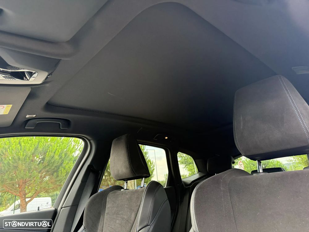 BMW 218 Active Tourer d Pack Desportivo M Auto - 30
