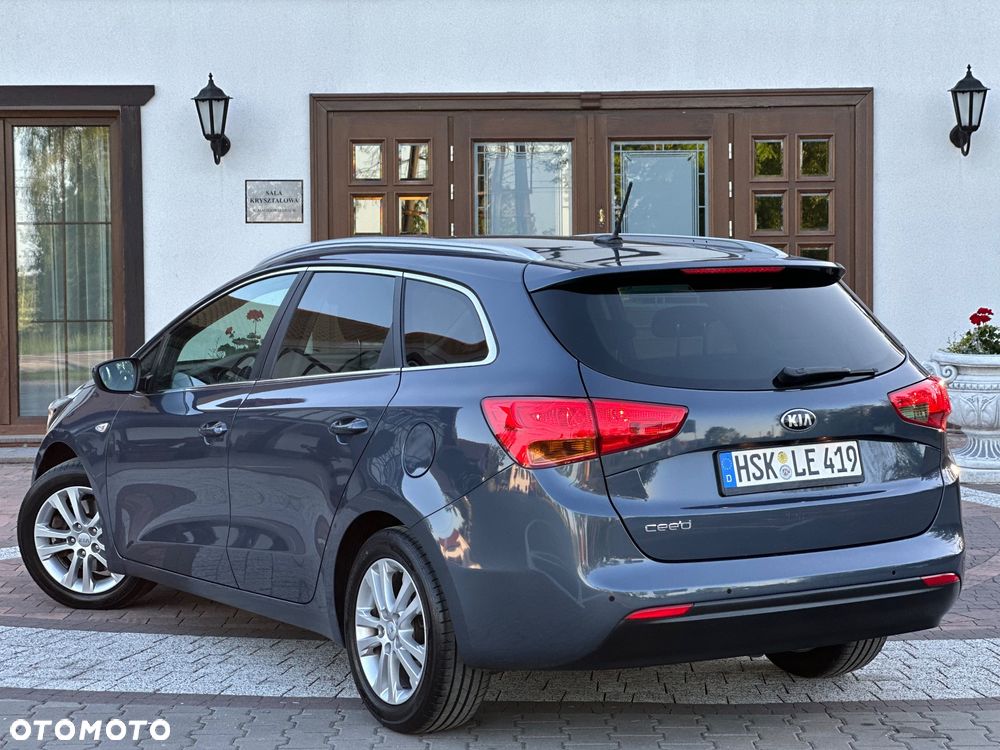 Kia Ceed 1.4 CVVT Dream-Team Edition - 13