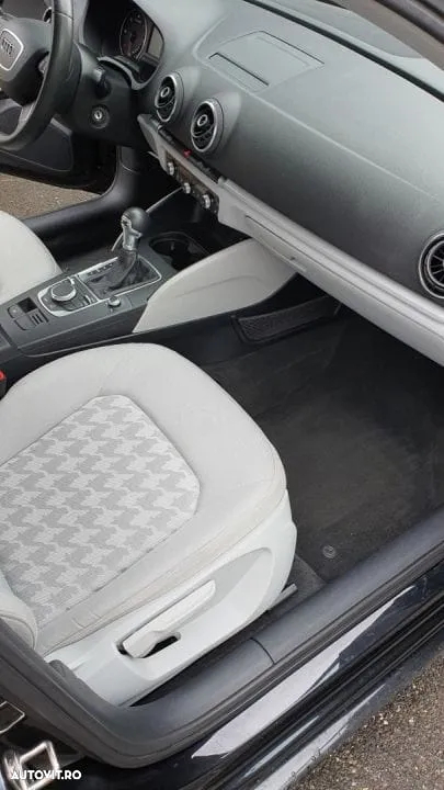 Audi A3 2.0 TDI Sportback (clean diesel) S tronic Attraction - 18