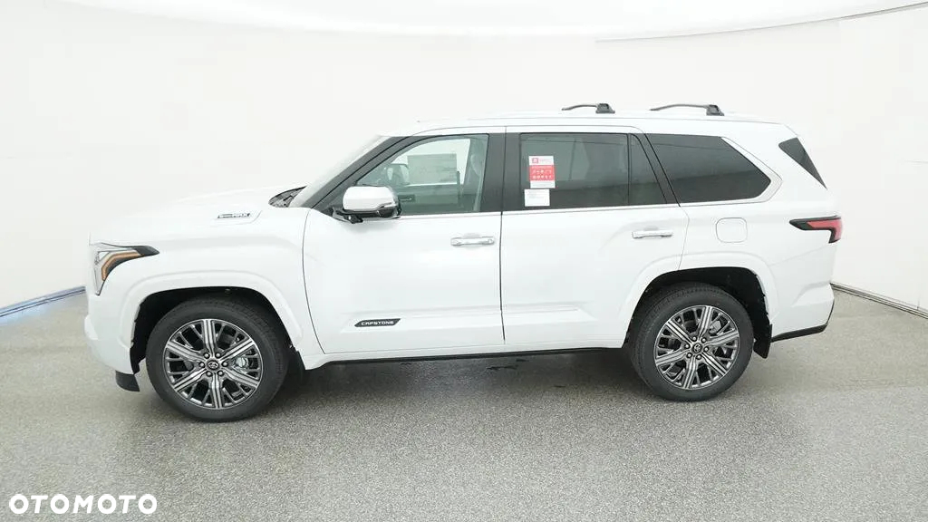 Toyota Sequoia - 23