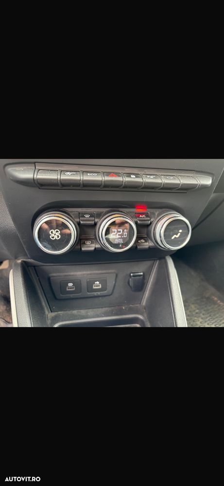 Dacia Duster TCe 90 Comfort - 9