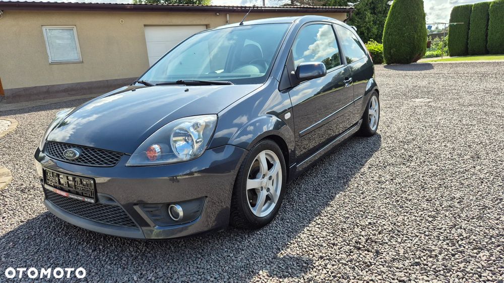 Ford Fiesta 2.0 ST - 14