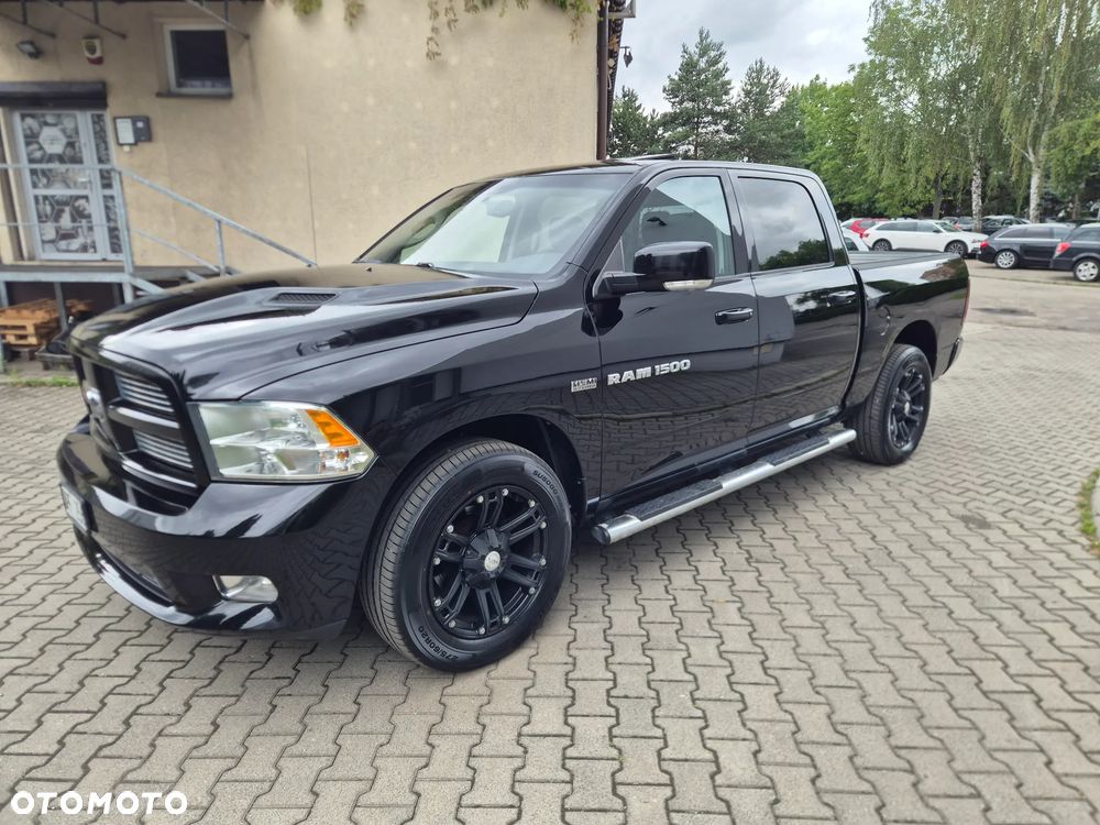 Dodge RAM 5.7 4x4 - 2