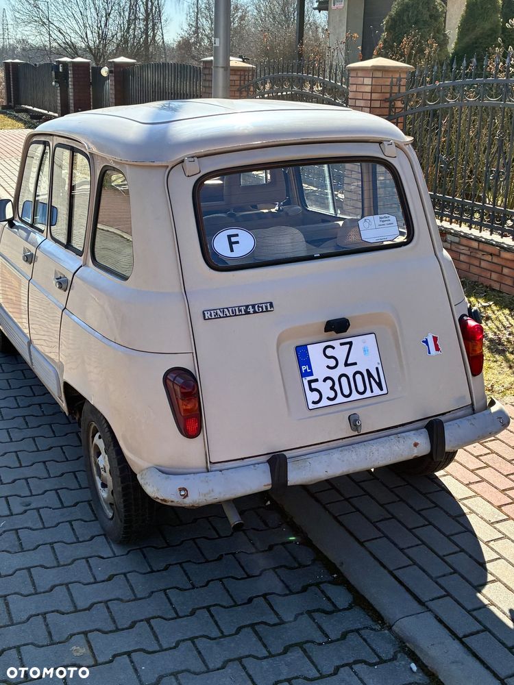Renault 4 - 5