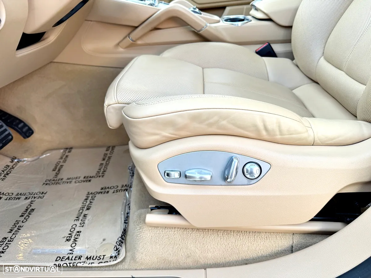 Porsche Cayenne Platinum Edition - 21
