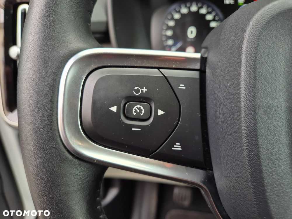 Volvo XC 40 D3 SCR Inscription - 13