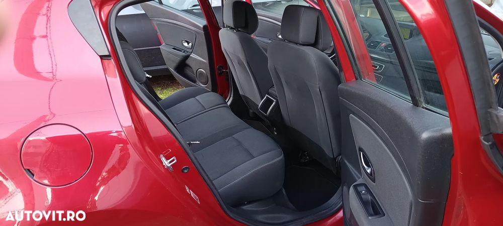 Renault Megane 1.6 16V 110 Expression - 28