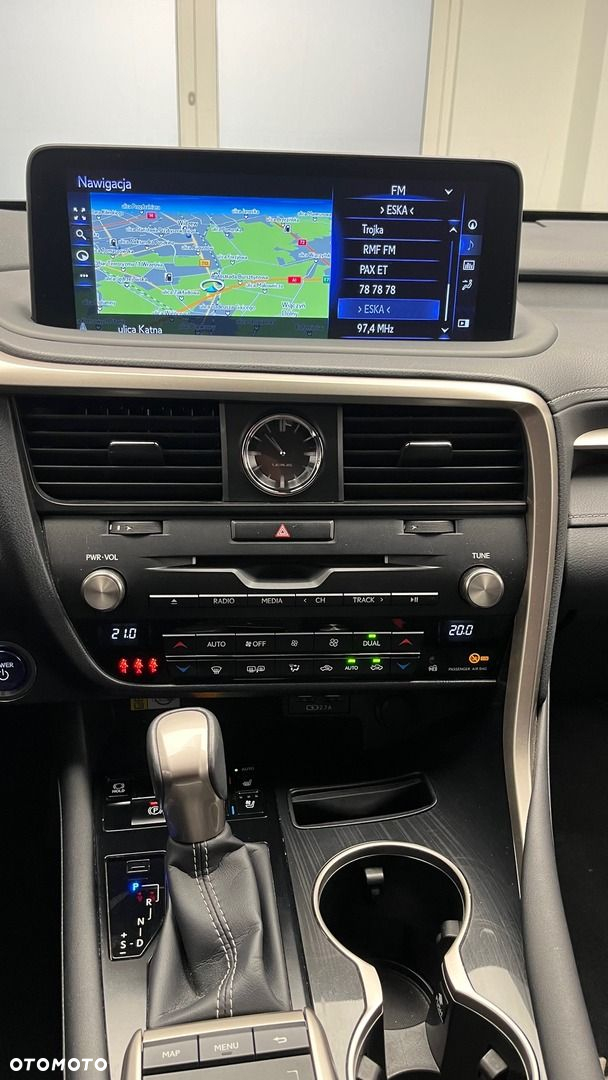Lexus RX - 20