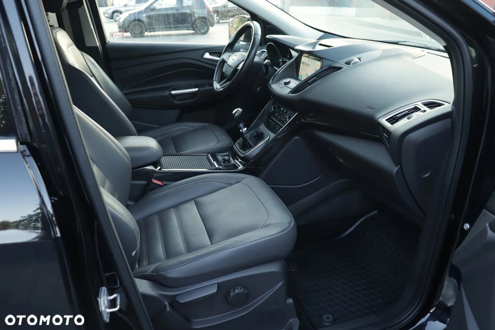 Ford Kuga 2.0 TDCi 4WD Titanium Plus - 30