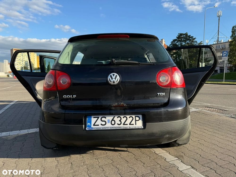 Volkswagen Golf V 1.9 TDI Trendline - 9