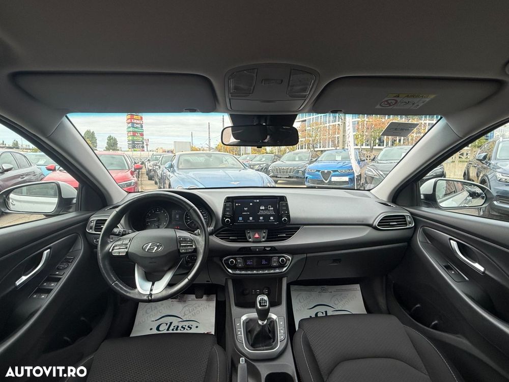 HYUNDAI i30 2020 — imagine 9