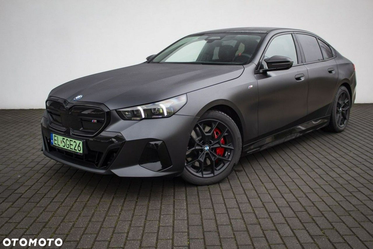 BMW i5 - 3