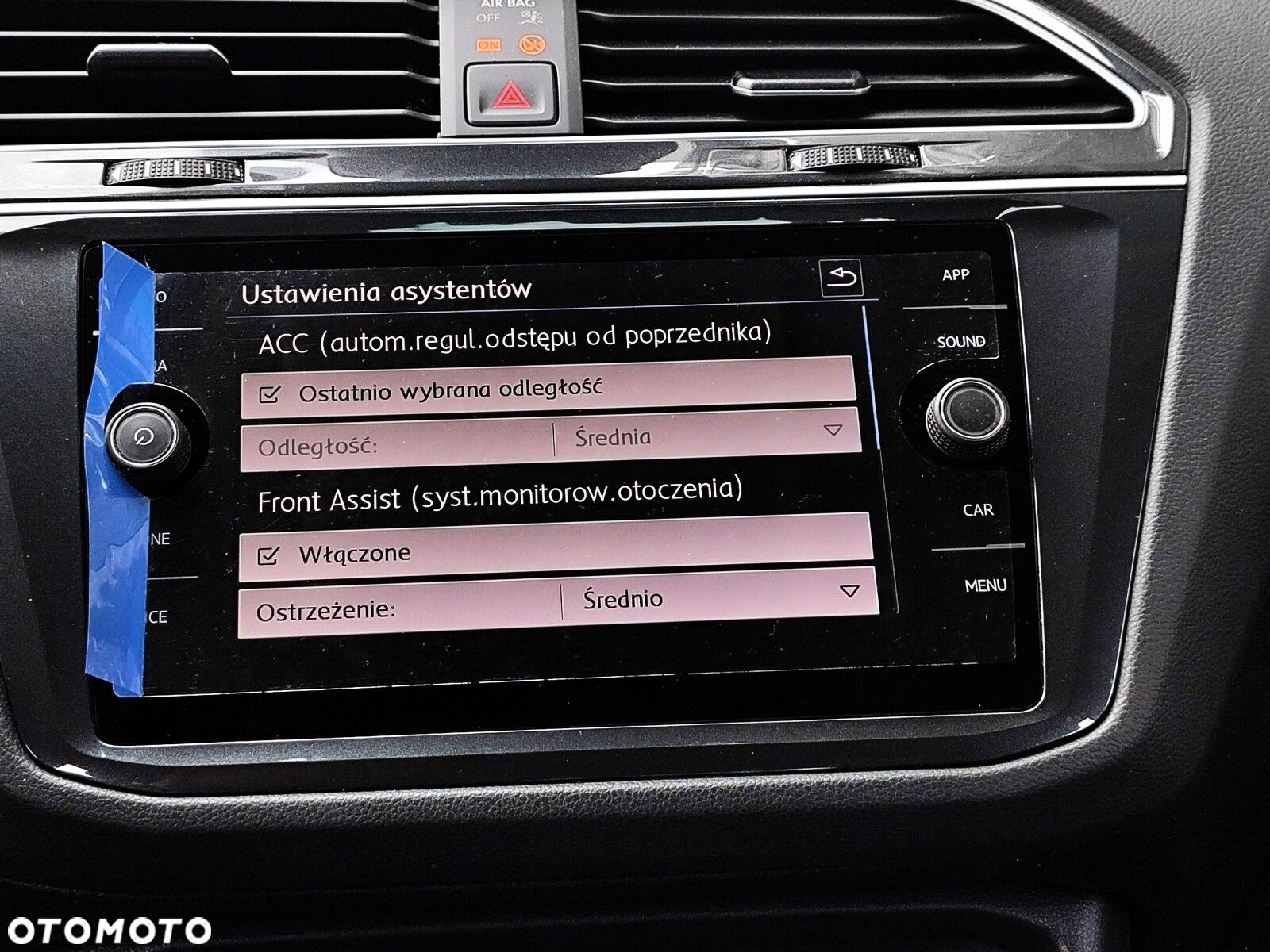 Volkswagen Tiguan - 32