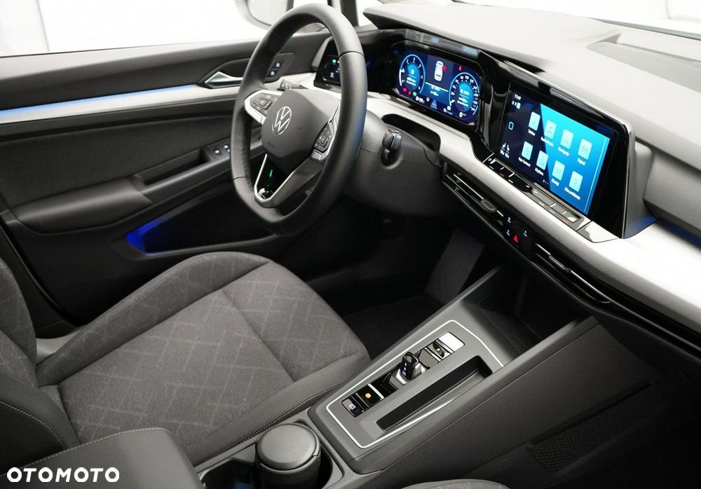 Volkswagen Golf - 25