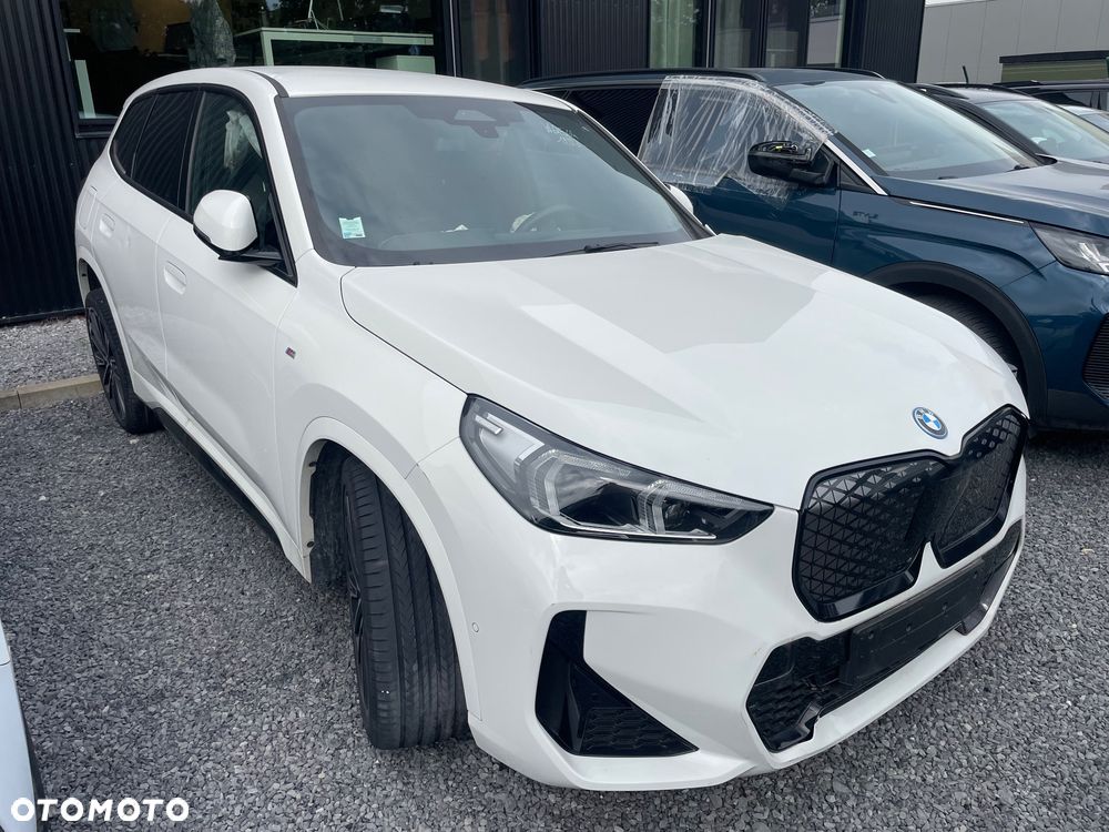 BMW X1 - 1