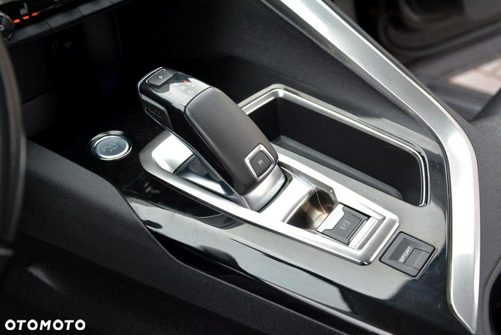 Peugeot 5008 THP 165 EAT6 Stop & Start Allure - 33