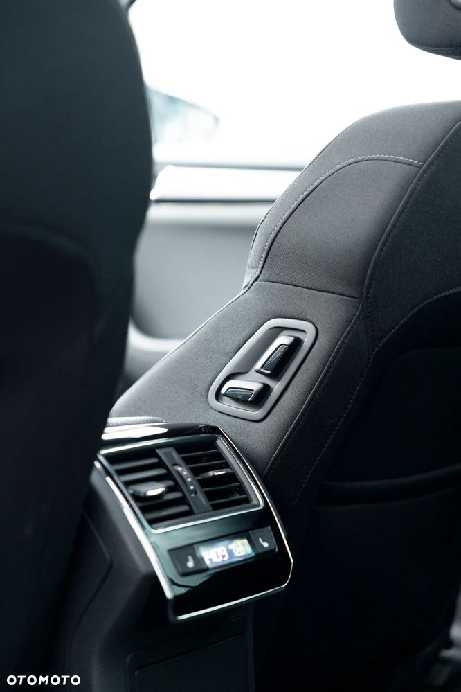 Skoda Superb 2.0 TSI 4x4 Scout DSG - 18