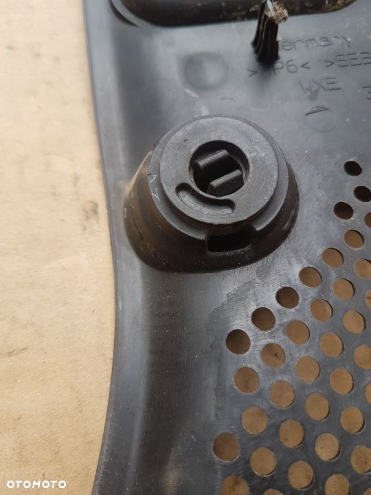 VW Phaeton listwa osłona podszybia 6.0 w12 - 14