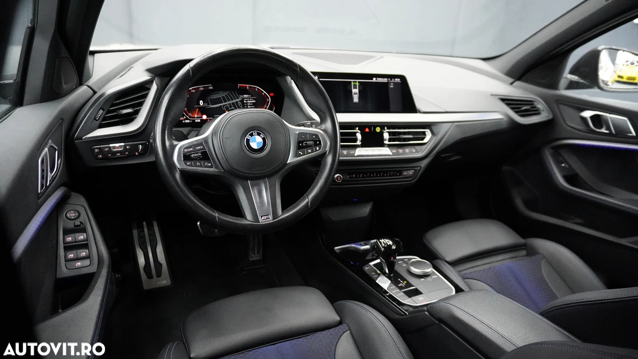 BMW Seria 1 118i Aut. M Sport - 22