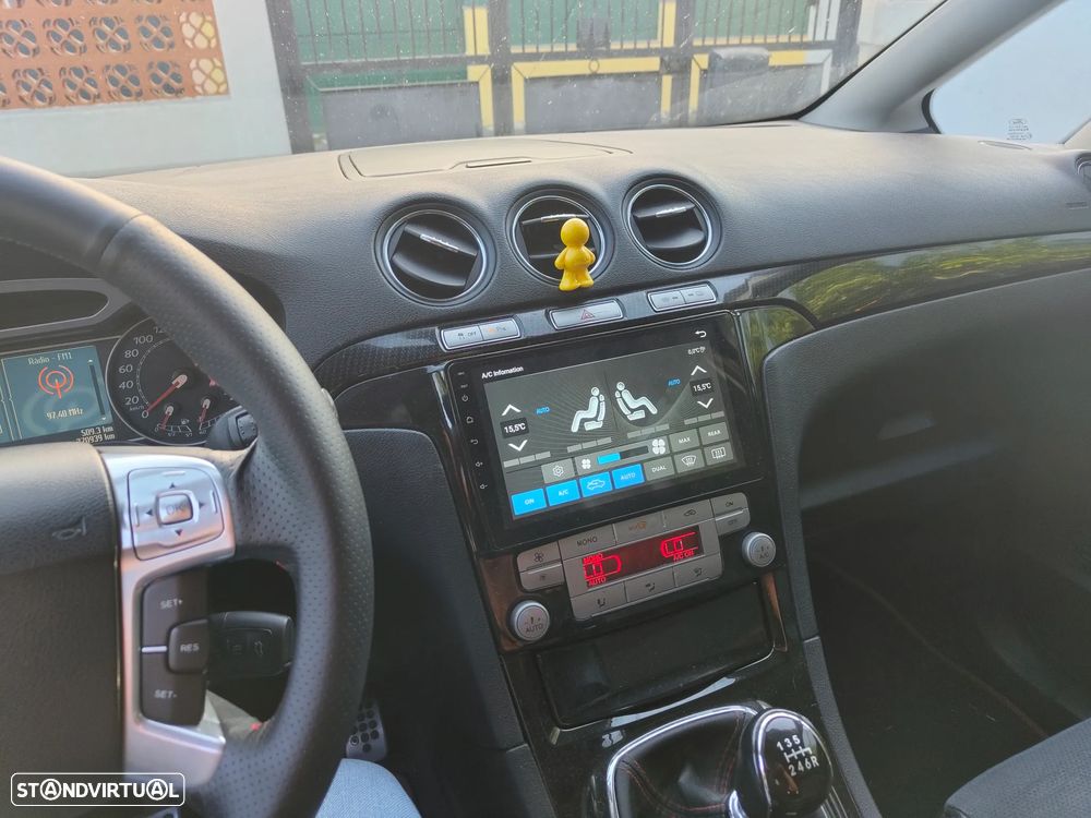 Ford S-Max 2.2 TDCi Titanium 7L - 7